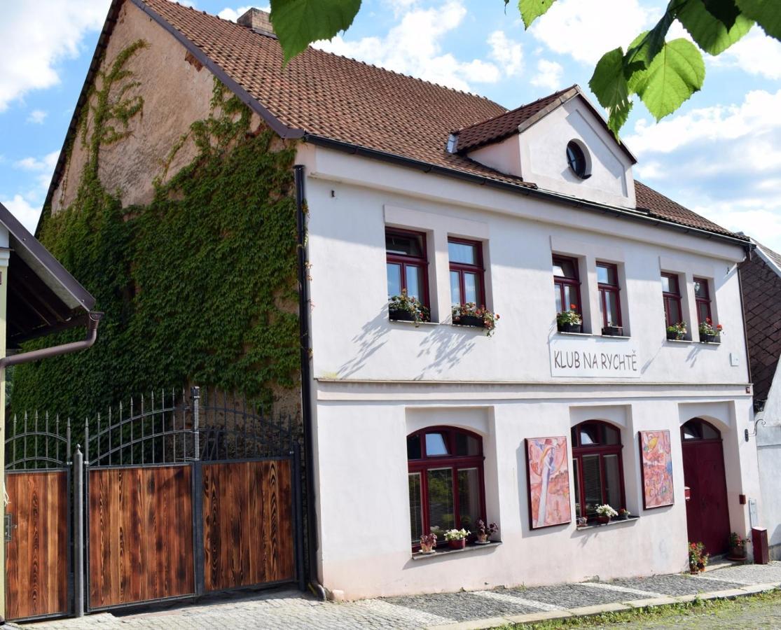Rychta Bed & Breakfast Rataje nad Sazavou Exterior photo